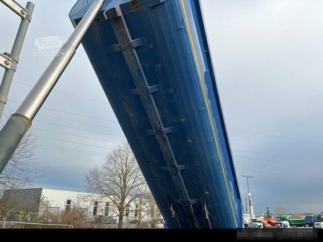 Semi-remorque SCHMITZ CARGOBULL Schmitz Cargobull Stahl+Luft/Lift+Rollplane