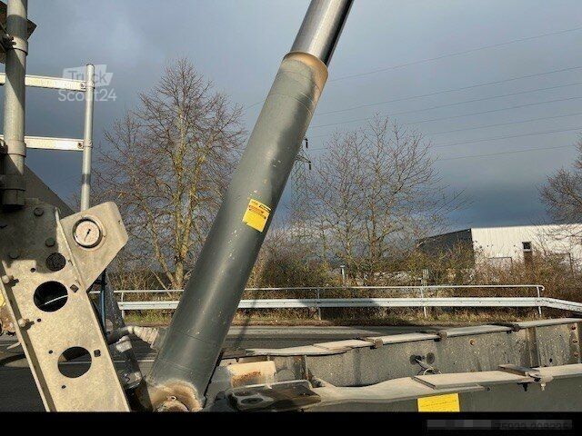 Semi-remorque SCHMITZ CARGOBULL Schmitz Cargobull Stahl+Luft/Lift+Rollplane