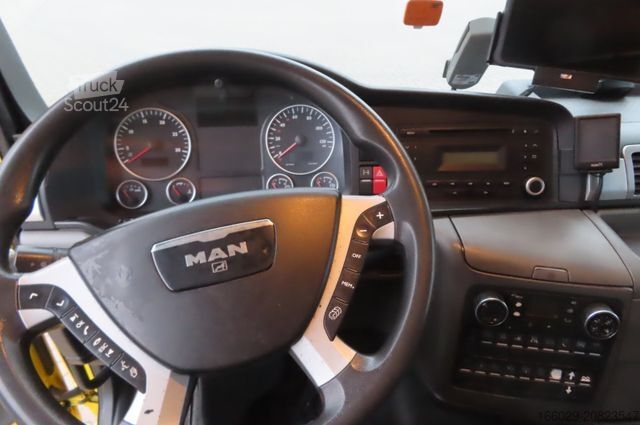 Araba taşıyıcı kamyon MAN TGS 18.400 Autotransporter Komplettgespann