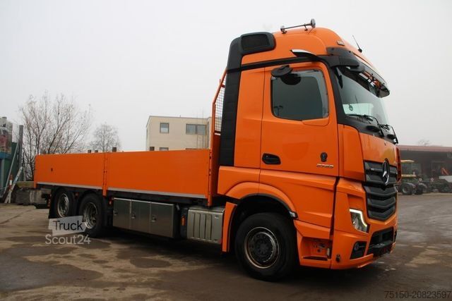 Camion cu platformă MERCEDES-BENZ 2753 6x2 LL - Pritsche 6,5 m - Nr.: 980