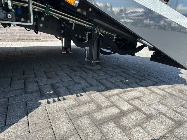 Fourgon porte-voitures MAN TGS 35.520 8X2 OPRIJWAGEN/MACHINE TRANSPORTER/P...