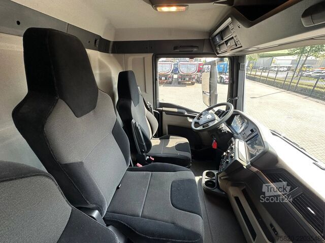Fourgon porte-voitures MAN TGS 35.520 8X2 OPRIJWAGEN/MACHINE TRANSPORTER/P...