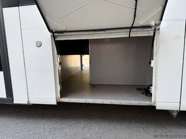 Bus interurbain Volvo 8900. 10,84m length.