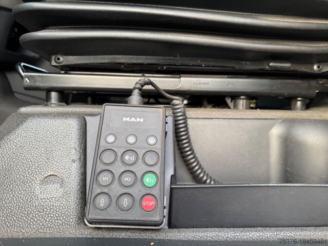 Trattore stradale standard MAN TGX 18.510