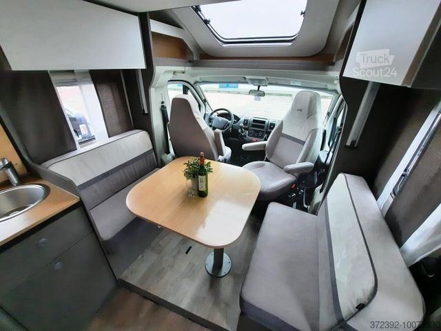 Camper semintegrato LMC Tourer Lift H 720 Tageszulassung 22.126 ¤ sparen