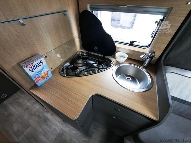 Camper semintegrato LMC Tourer Lift H 720 Tageszulassung 22.126 ¤ sparen