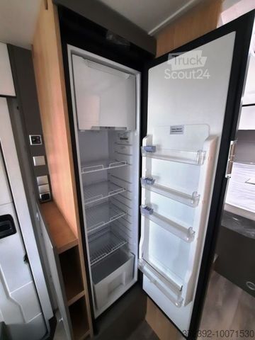 Camper semintegrato LMC Tourer Lift H 720 Tageszulassung 22.126 ¤ sparen