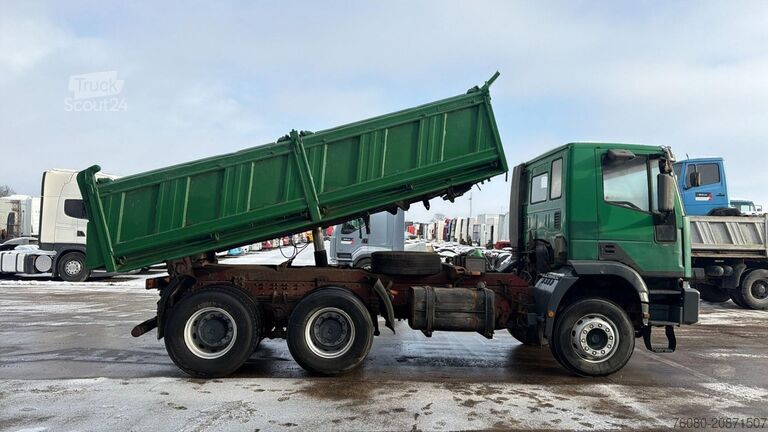 3-way tipper Iveco Eurotrakker 260 E 37 (MANUAL PUMP / POMPE MANUE...