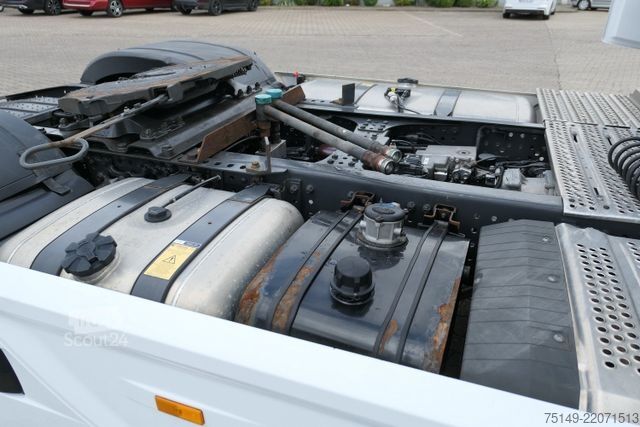Standard SZM MERCEDES-BENZ 1851 Actros 4x2, Retarder, Hydr., Standklima