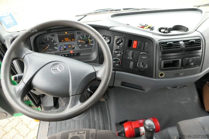 Třístranná sklápěcí dodávka MERCEDES-BENZ 818 Atego 4x2, Meiller, 2x AHK, 3. Sitz, Klima