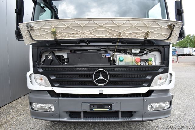 Autocarro con cassone MERCEDES-BENZ Atego 1529 4x2 Koffer LBW AHK Top Zustand