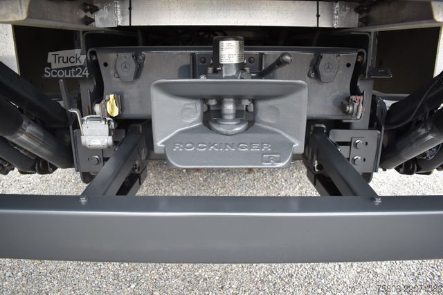 Autocarro con cassone MERCEDES-BENZ Atego 1529 4x2 Koffer LBW AHK Top Zustand