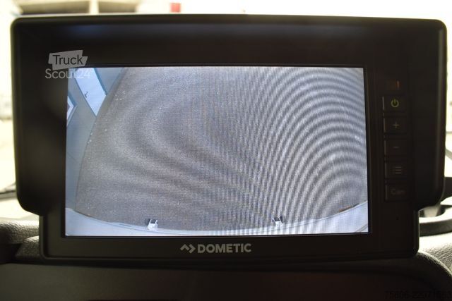 Autocarro con cassone MERCEDES-BENZ Atego 1529 4x2 Koffer LBW AHK Top Zustand