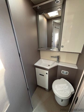 Polintegriran avtodom BÜRSTNER LYSEO TD HARMONYLINE TD 644 DÜMO Edition Solar S