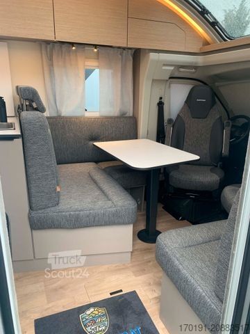 Polintegriran avtodom BÜRSTNER CAMPEO TD 690 G Freistaat Edition Hubbett