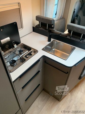 Polintegriran avtodom BÜRSTNER CAMPEO TD 690 G Freistaat Edition