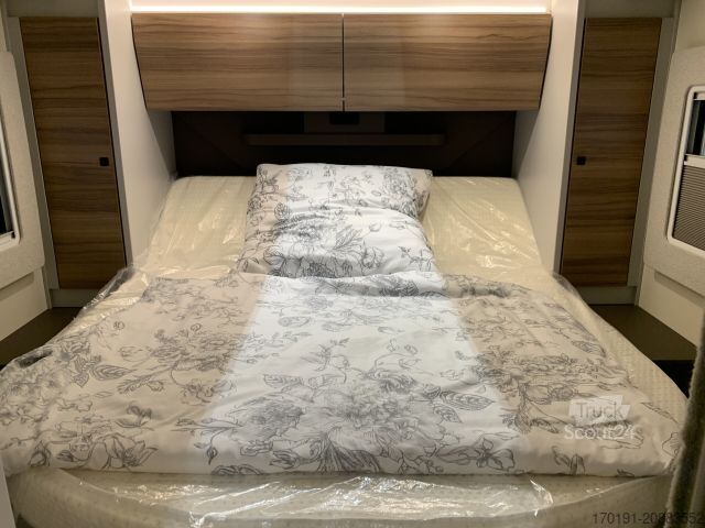 Polintegriran avtodom BÜRSTNER B 66 TD 732 G