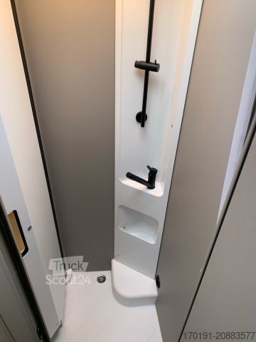 Polintegriran avtodom BÜRSTNER CAMPEO TD 690 G Freistaat Edition HUBBETT AKTION