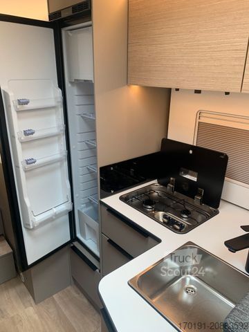 Polintegriran avtodom BÜRSTNER CAMPEO TD 690 G Freistaat Edition