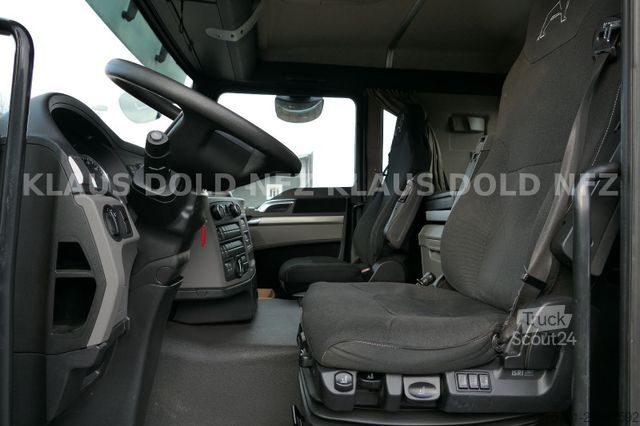 Camion plateau MAN TGM 15.290 Baumaschinentransporter Navi Euro 6