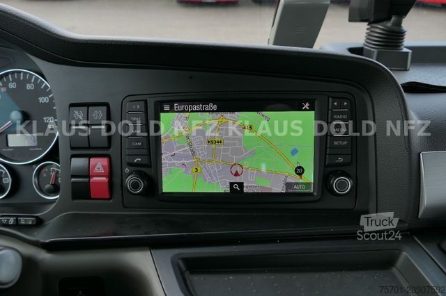 Camion plateau MAN TGM 15.290 Baumaschinentransporter Navi Euro 6