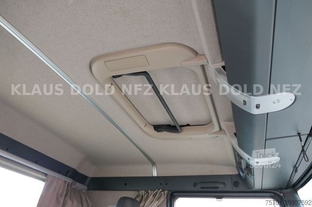 Camion plateau MAN TGM 15.290 Baumaschinentransporter Navi Euro 6