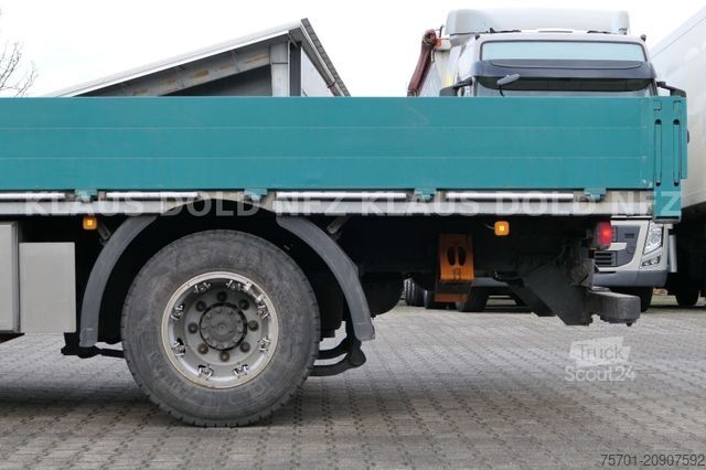 Camion plateau MAN TGM 15.290 Baumaschinentransporter Navi Euro 6
