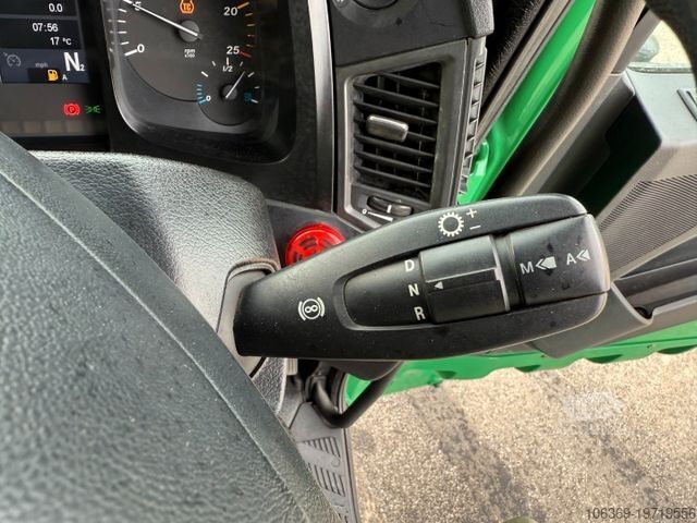 Vacuum tank truck MERCEDES-BENZ 3258 RHD 8x4-4 Wiedemann Super 1000 Recycler