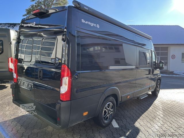 Karavan SUNLIGHT Adventure Cliff 640 8G Safety+ACC Digital LED