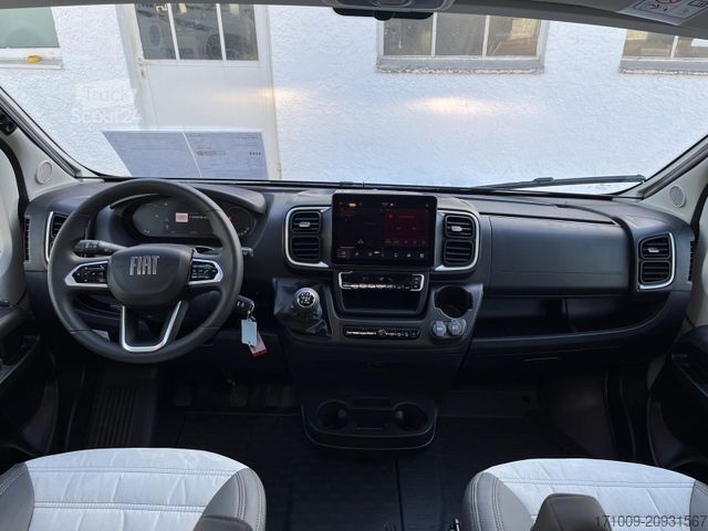 Lakóautó SUNLIGHT Cliff X 600 RT Schwenkbad Digitalpaket