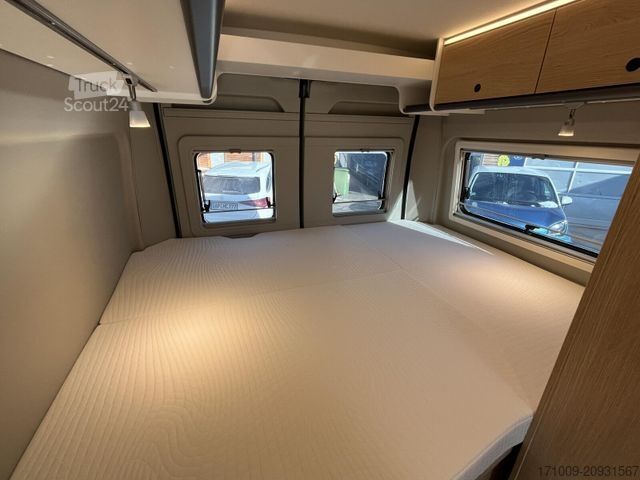 Lakóautó SUNLIGHT Cliff X 600 RT Schwenkbad Digitalpaket