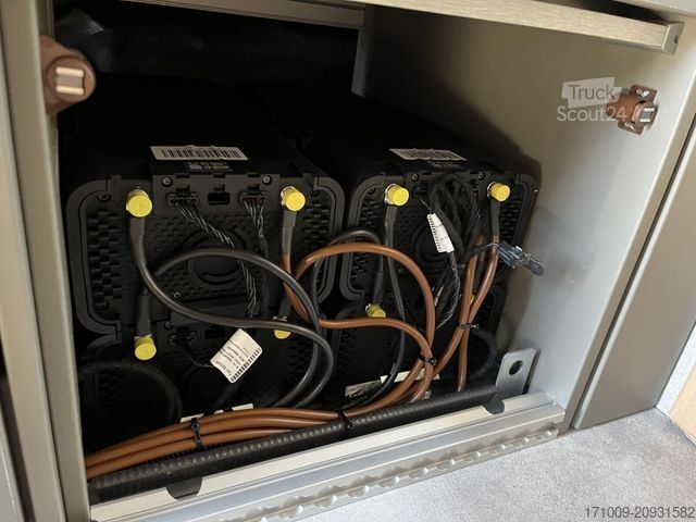 Autocaravana HYMER/ERIBA Grand Canyon S Xperience 600 Autarkie Premium