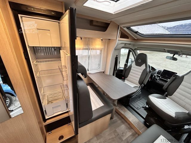 Yarı entegre karavan SUNLIGHT Adventure V 67S SOLAR Easyfold Bett Digital LTE