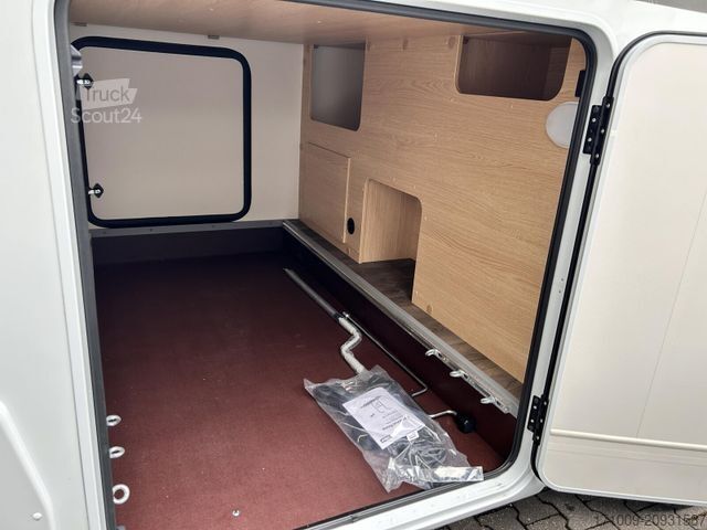 Yarı entegre karavan SUNLIGHT Adventure V 67S SOLAR Easyfold Bett Digital LTE