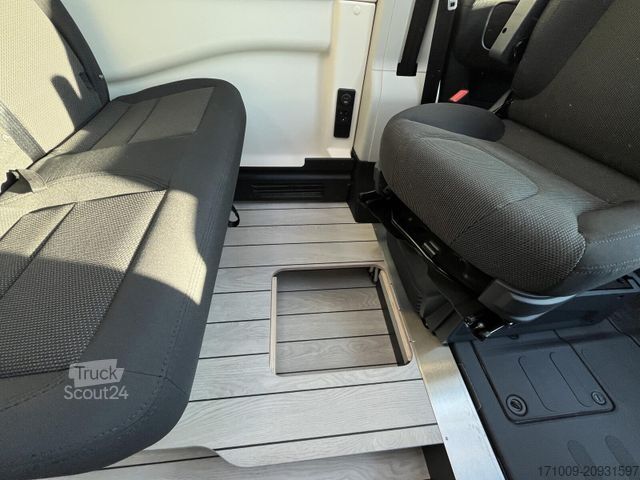 Kastenwagen Wohnmobil / Campervan WESTFALIA Columbus 600 E 180 PS 8G  Skyview ACC Solar