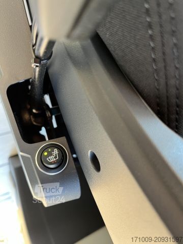 Kastenwagen Wohnmobil / Campervan WESTFALIA Columbus 600 E 180 PS 8G  Skyview ACC Solar