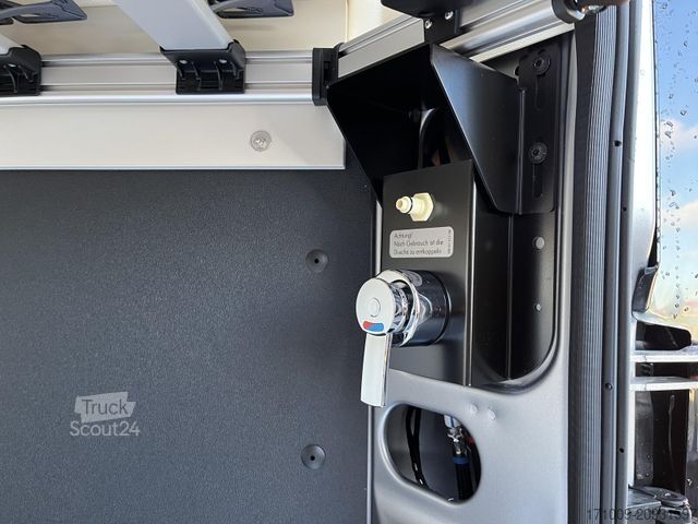 Kastenwagen Wohnmobil / Campervan WESTFALIA Columbus 600 E 180 PS 8G  Skyview ACC Solar