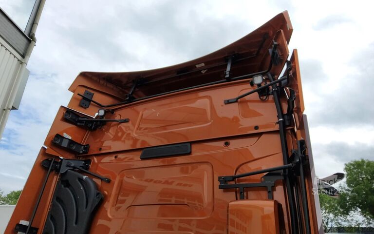 Estándar-SZM Renault T480 SLEEPERCAB 4x2 - 13 LITER - EURO 6 - MIRRO...