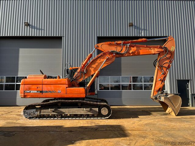 Koparka gąsienicowa Doosan DX255LC-3