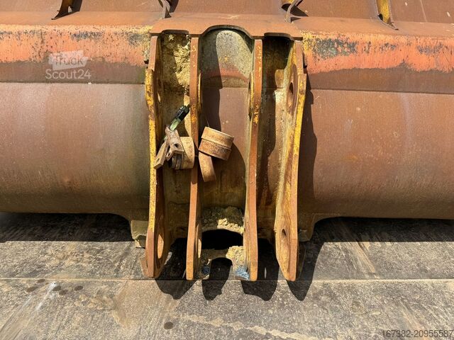 Standarta kauss Caterpillar Bucket 988H