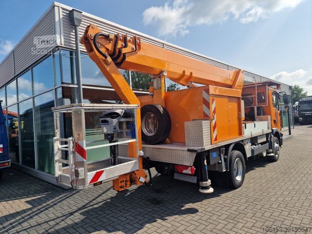 Uz kravas automobiļa uzstādīta darba platforma MAN TGM 15.240 Steiger Wumag Elevant WT 270