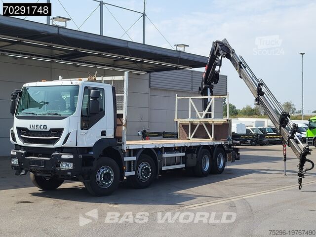 Plataforma de carga Iveco Trakker 410 8X4 HIAB 211 EP-4 HIDUO Crane Steel...