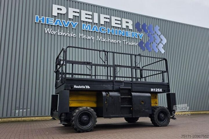 Podnośnik nożycowy Haulotte H12SX Diesel, 4x4 Drive, 12m Working Height, 700kg