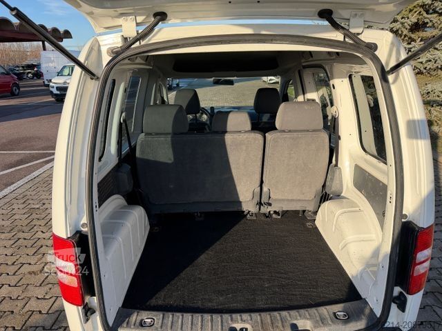 Duba panelată VOLKSWAGEN Caddy 1.6 TDI Tempomat AHK Climatic 5 Sitzer1
