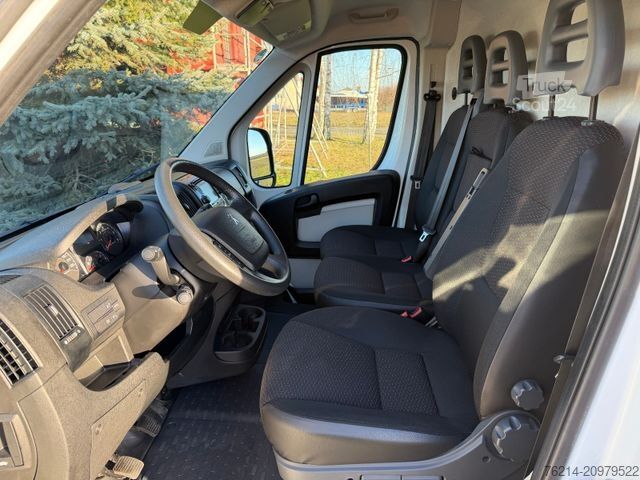 Duba panelată PEUGEOT Boxer L3H3 Pro BlueHDi 160 Klima 1.Hand