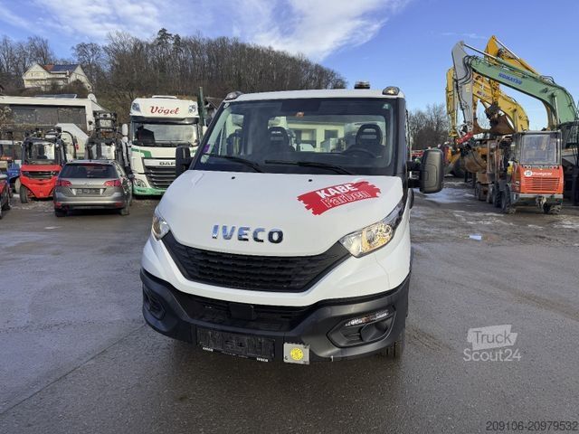 Transporter Fahrgestell IVECO Dayli 35s14 Fahrgestell 3,5 AHK Klima Tempomat