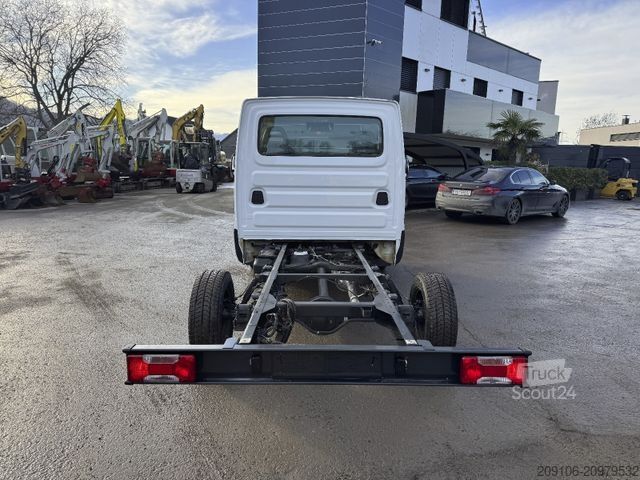 Transporter Fahrgestell IVECO Dayli 35s14 Fahrgestell 3,5 AHK Klima Tempomat