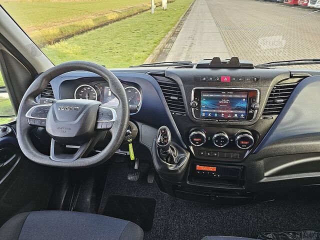 Break à toit surélevé IVECO DAILY 35 S 14 NV 3.0 AUT. L3H2