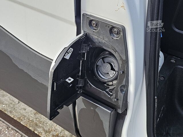 Break à toit surélevé IVECO DAILY 35 S 14 NV 3.0 AUT. L3H2