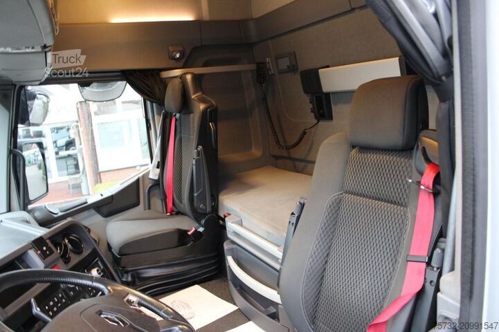 Tracteur routier standard Renault T440   Kühlbox  Alu-Felgen   VollSpoiler   Navi